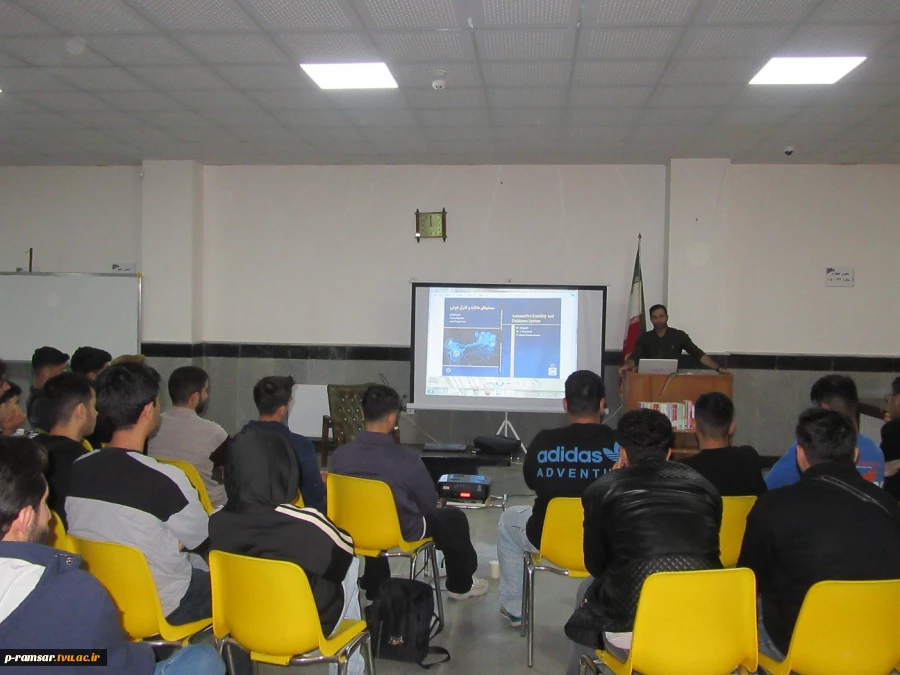 برنامه های هفته جهانی کارآفرینی، هفته ملی کتاب و هفته ملی پژوهش 16