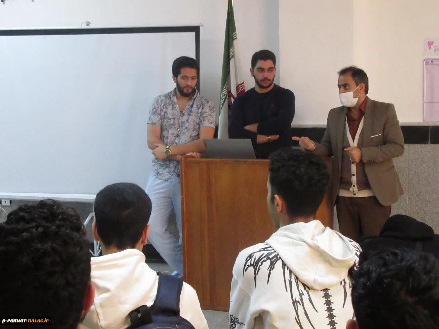 برنامه های هفته جهانی کارآفرینی، هفته ملی کتاب و هفته ملی پژوهش 82