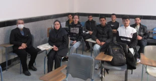 تقدیر از اساتید گروه حسابداری و کارکنان حوزه اداری و مالی به مناسبت 15 آذر؛ روز ملی حسابدار 8